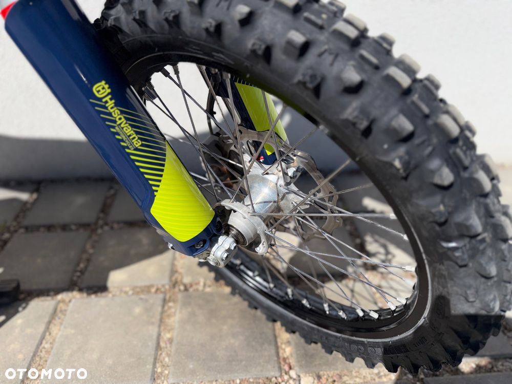 Husqvarna FE - 5