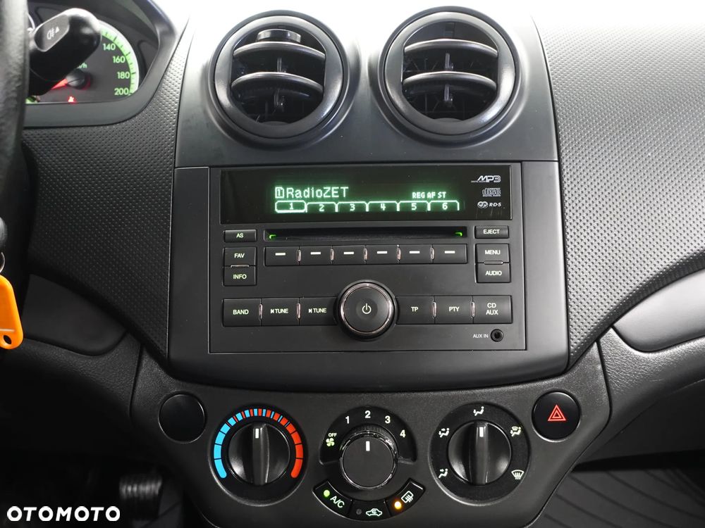 Chevrolet Aveo 1.2 - 33