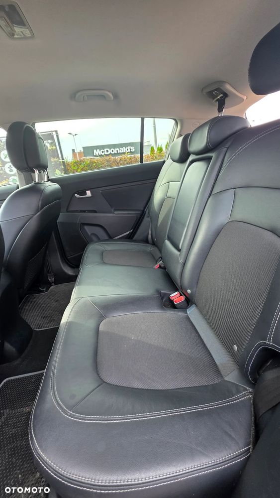 Kia Sportage - 12