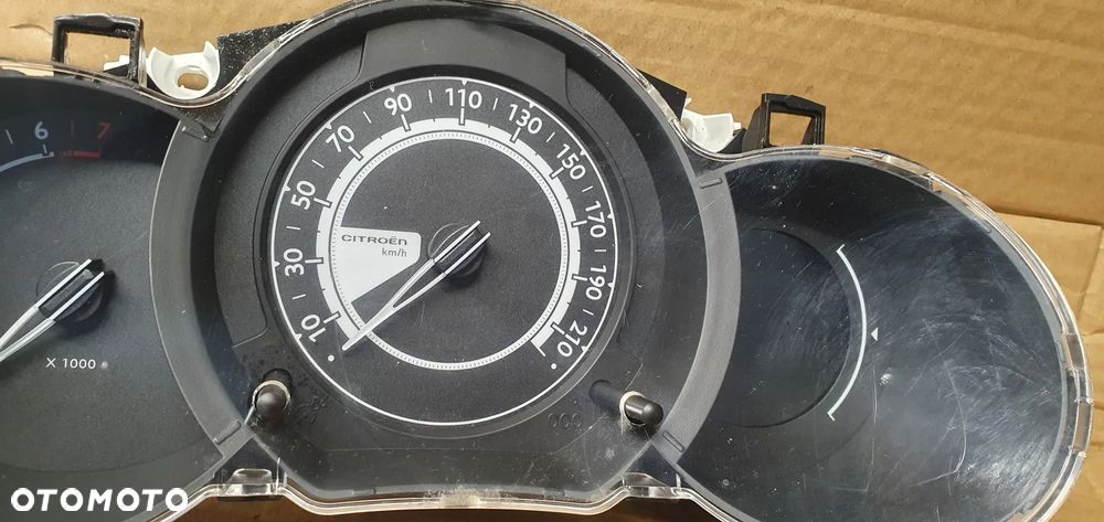 Licznik zegary oryginał Citroen C3 II 1.0 VTI 98041179XT - 4