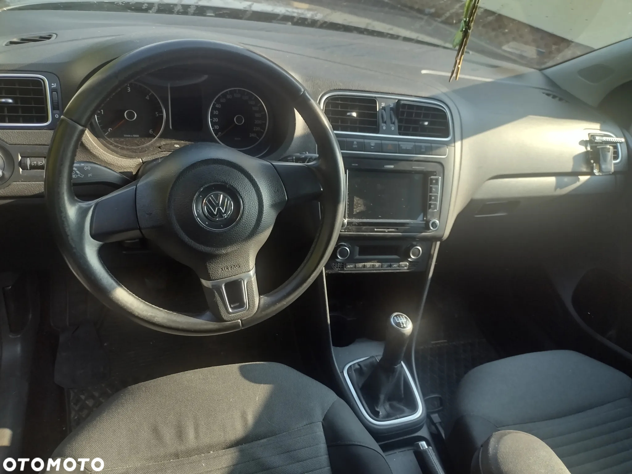 Volkswagen Polo 1.6 TDI DPF BlueMot Highline - 6