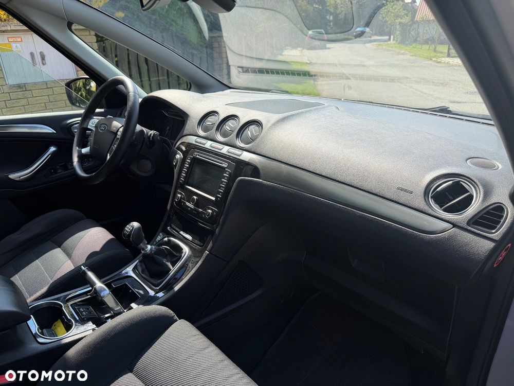 Ford S-Max 2.0 TDCi DPF Titanium X - 31