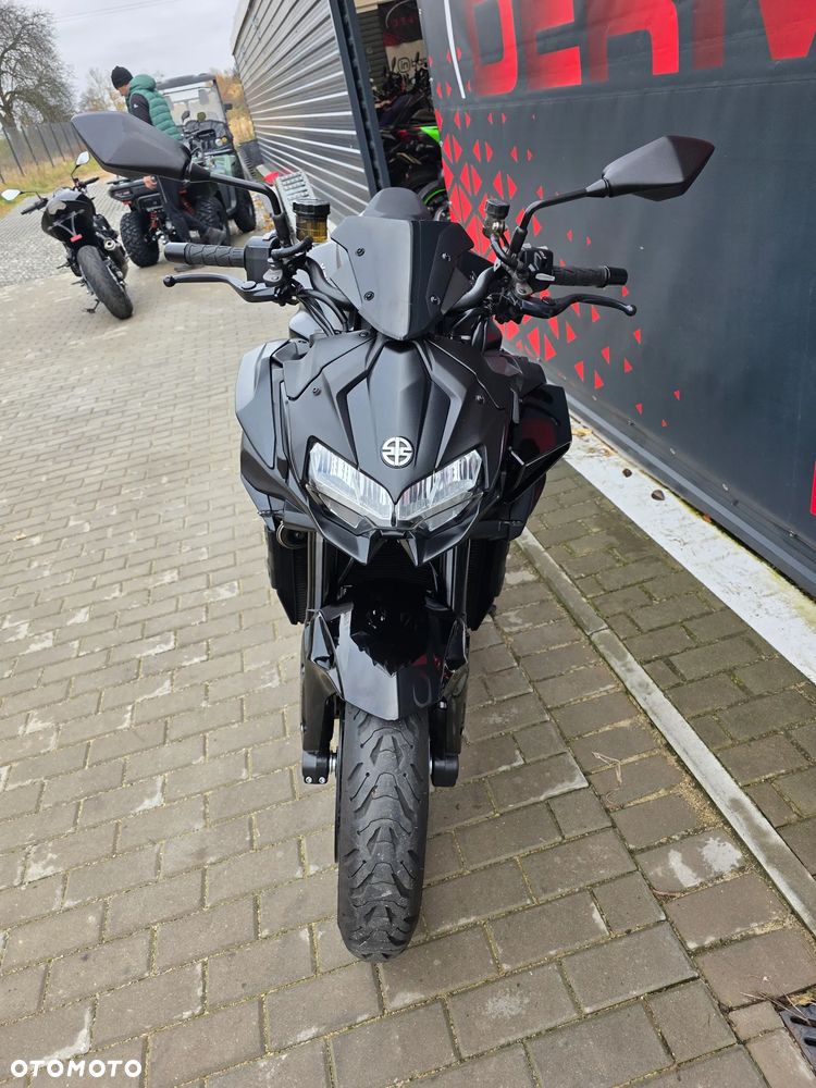 Kawasaki Z - 32