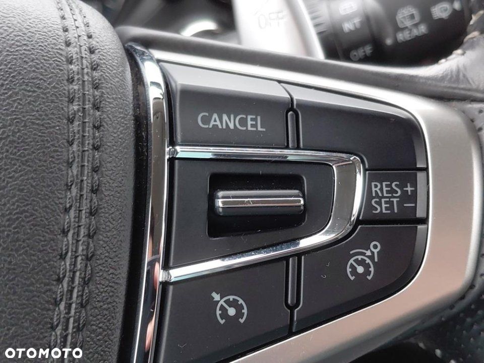 Mitsubishi Outlander - 19