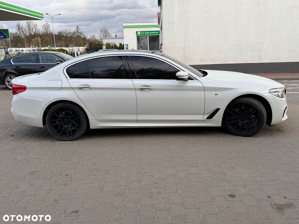BMW Seria 5 530i xDrive M Sport sport - 4