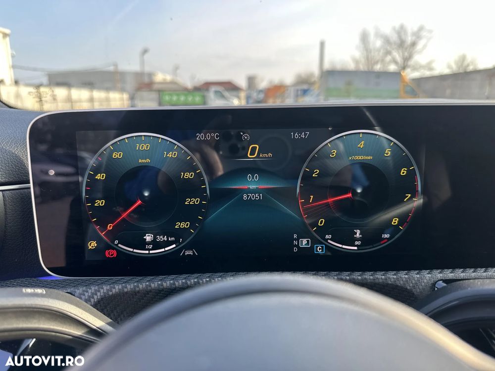 Mercedes-Benz A 200 7G-DCT - 11