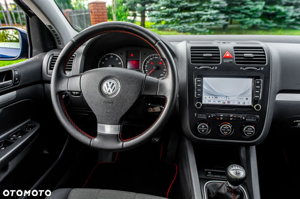Volkswagen Golf 1.6 Goal - 28