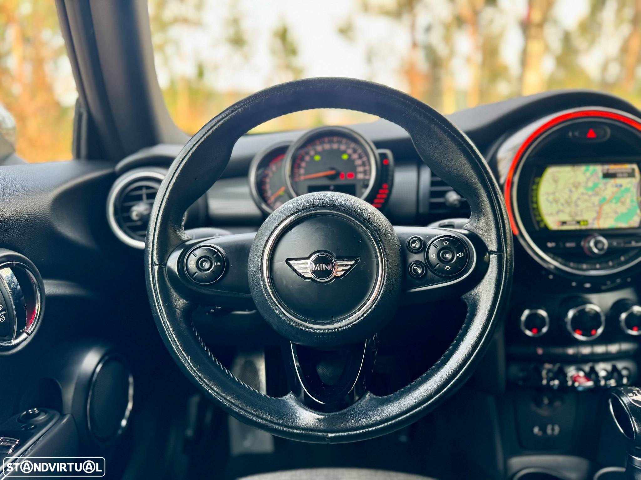 MINI Cabrio Cooper Aut. JCW - 13