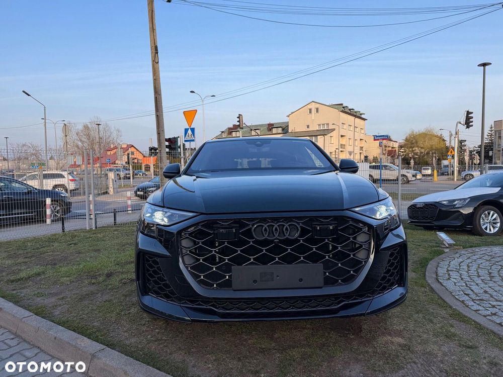 Audi RS Q8 - 2