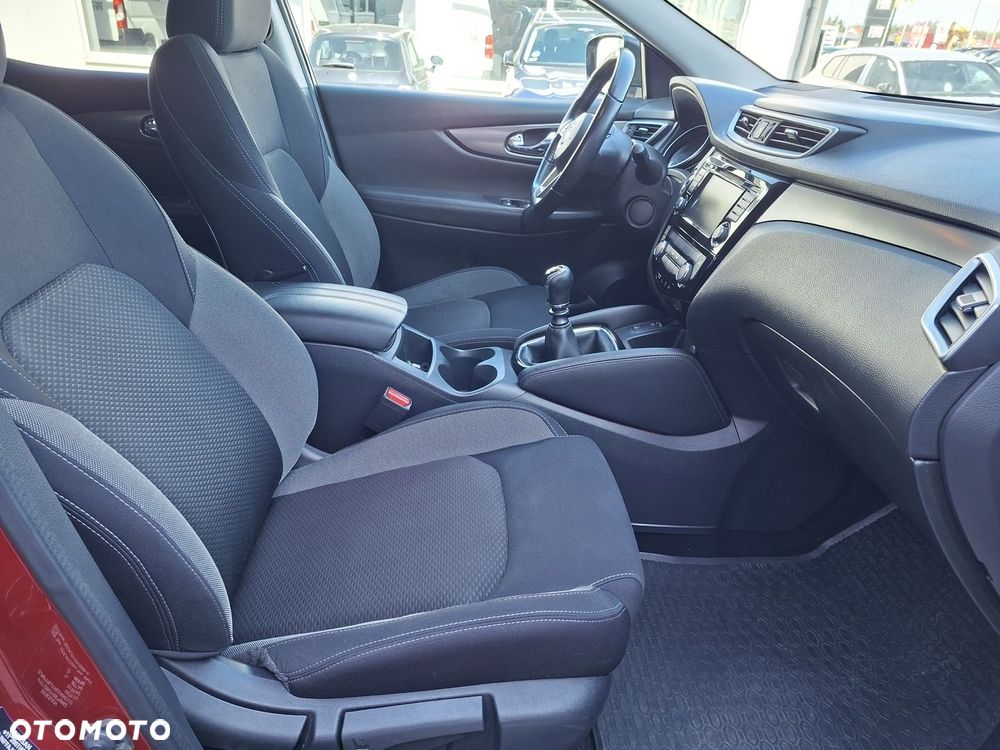 Nissan Qashqai 1.3 DIG-T Acenta EU6d - 15