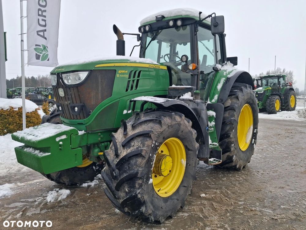 John Deere 6195M - 2