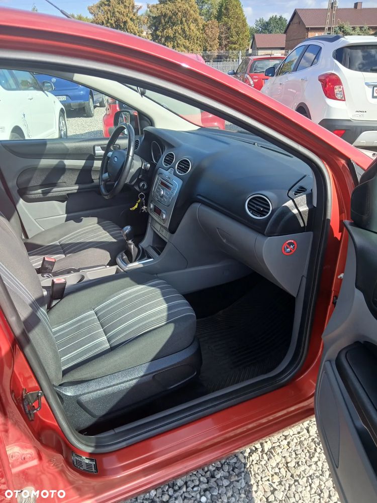 Ford Focus - 17
