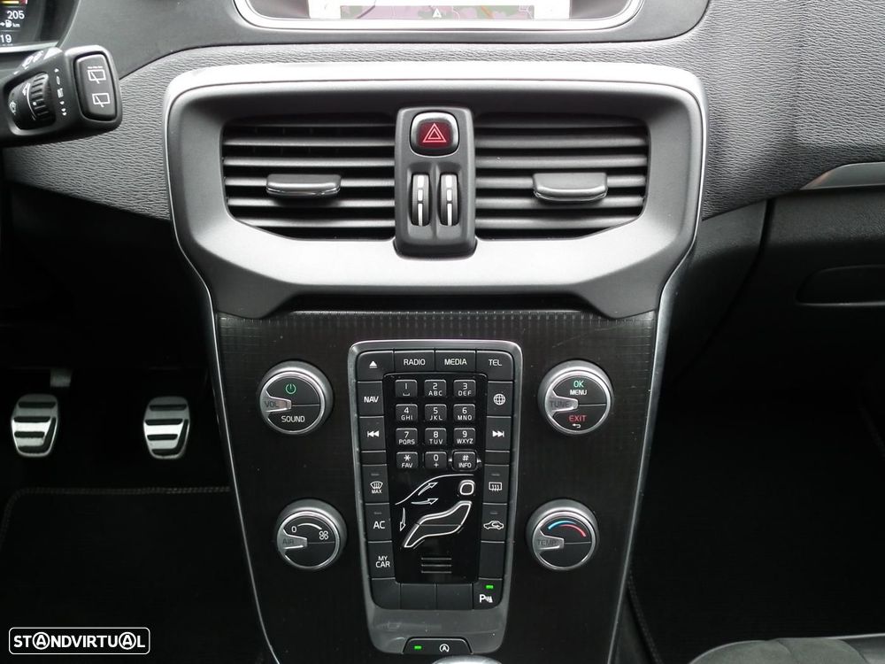 Volvo V40 2.0 D3 R-Design - 23