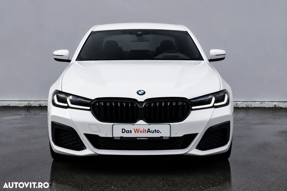 BMW Seria 5 530d xDrive AT MHEV - 10