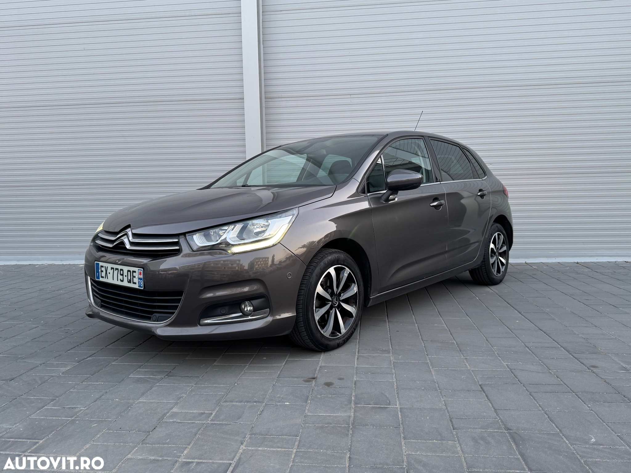 Citroën C4 BlueHDi 120 Stop&Start EAT6 Shine - 7