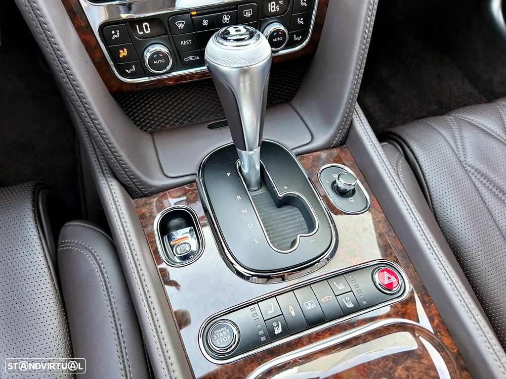 Bentley Continental Flying Spur - 16