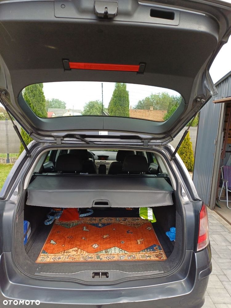 Opel Astra 1.9 CDTI Enjoy - 13