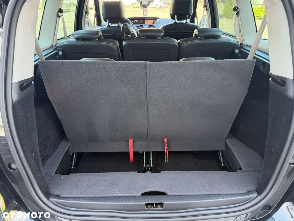 Renault Grand Scenic ENERGY TCe 130 BOSE EDITION - 41