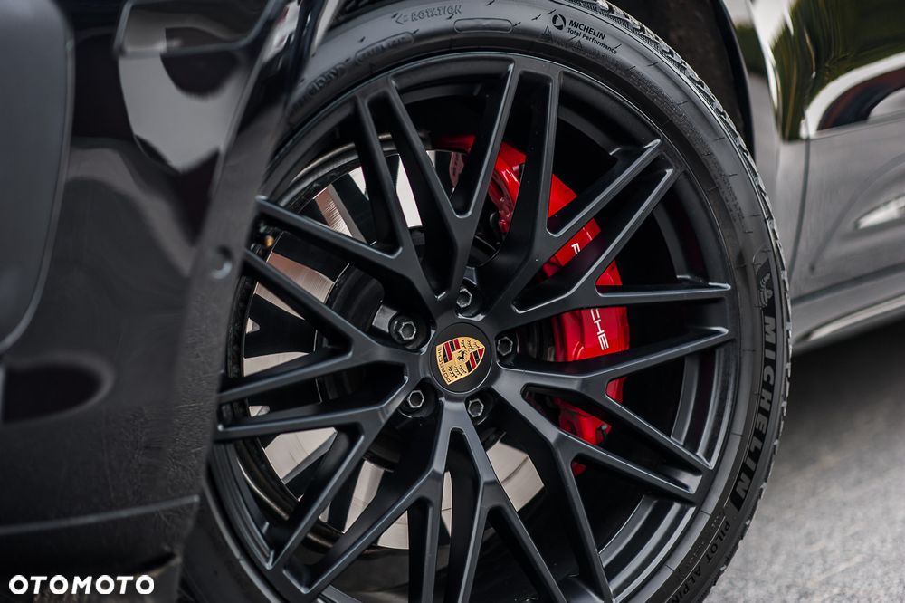 Porsche Macan GTS PDK - 17