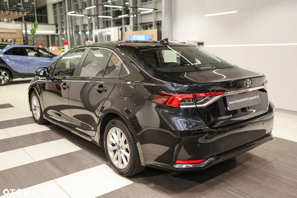 Toyota Corolla - 5