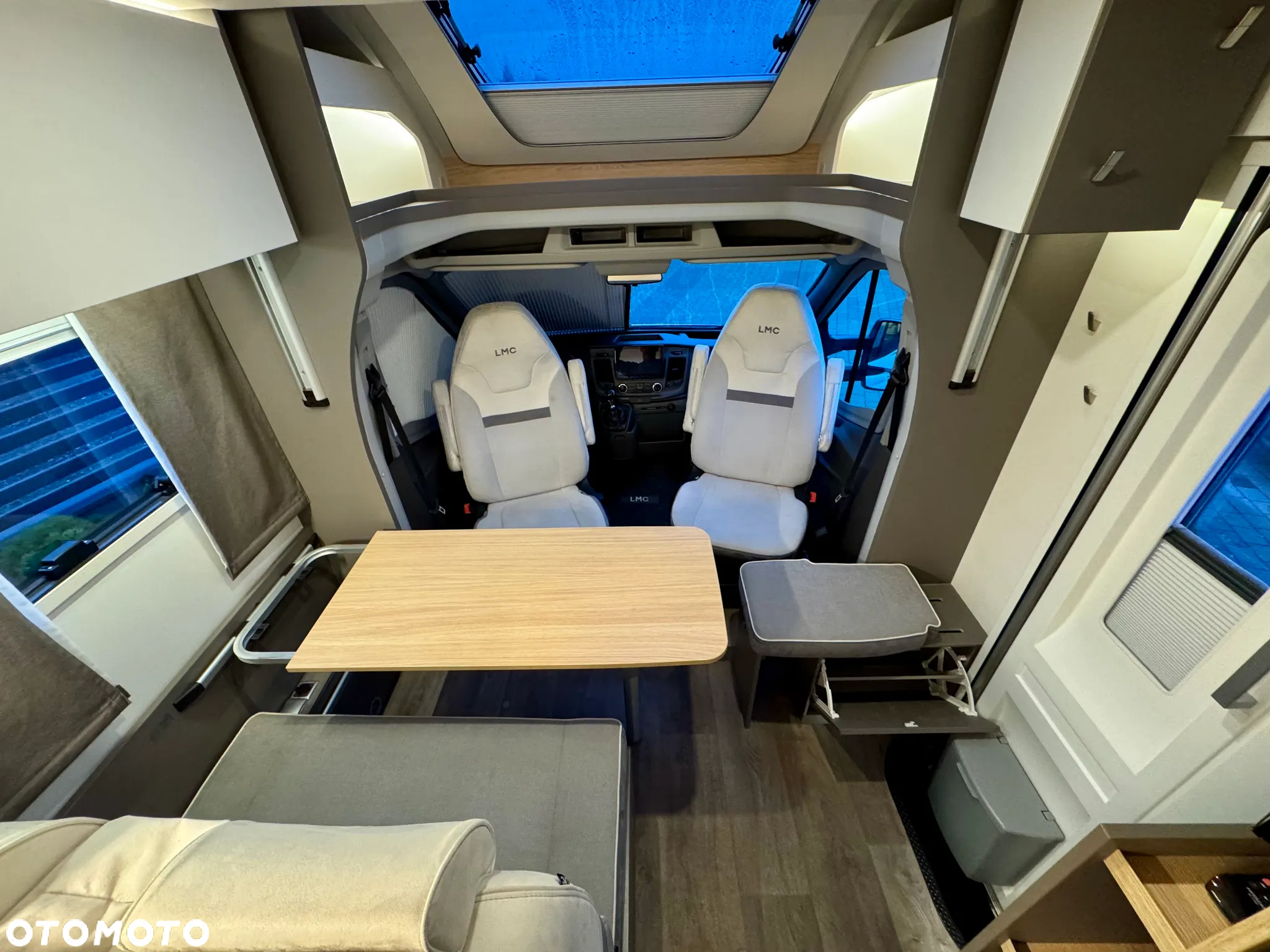 LMC Hymer H664 2023 Jak NOWY piękny kamper półintegra 4os bdb dopos. FV23% - 9