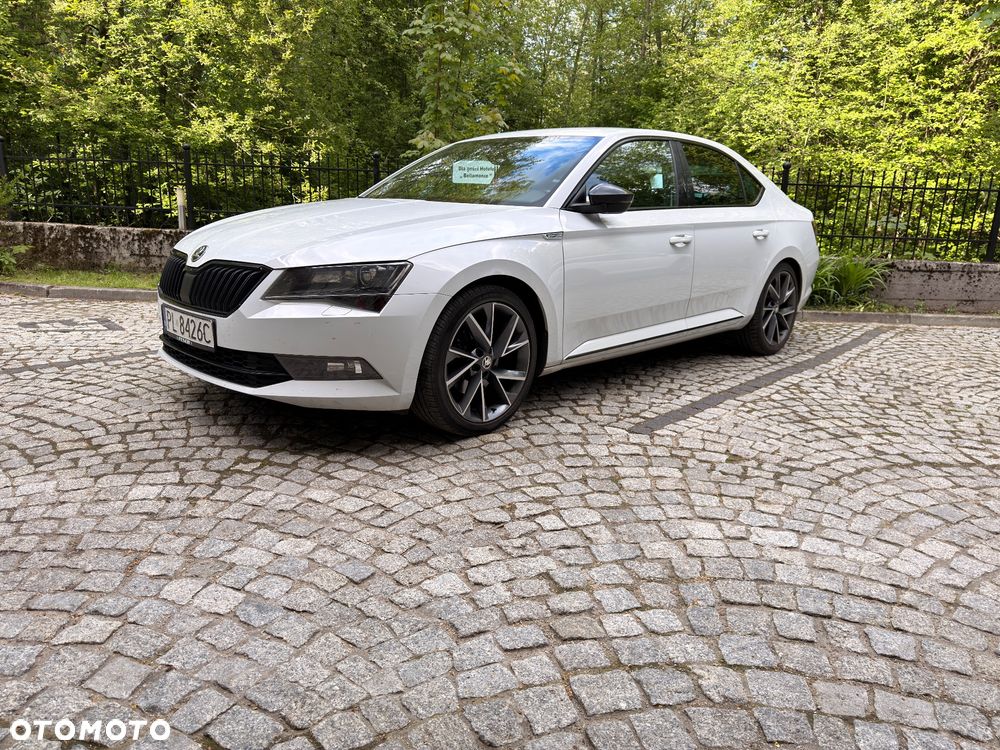 Skoda Superb 2.0 TDI DSG Sportline - 1