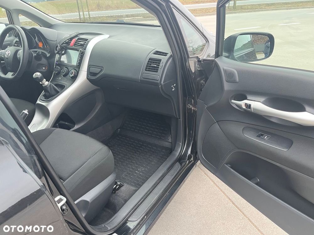 Toyota Auris 1.33 VVT-i - 20