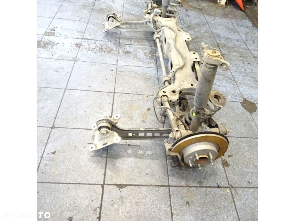 OPEL INSIGNIA B 2.0CDTI TYLNA BELKA OŚ TYLNA - 3