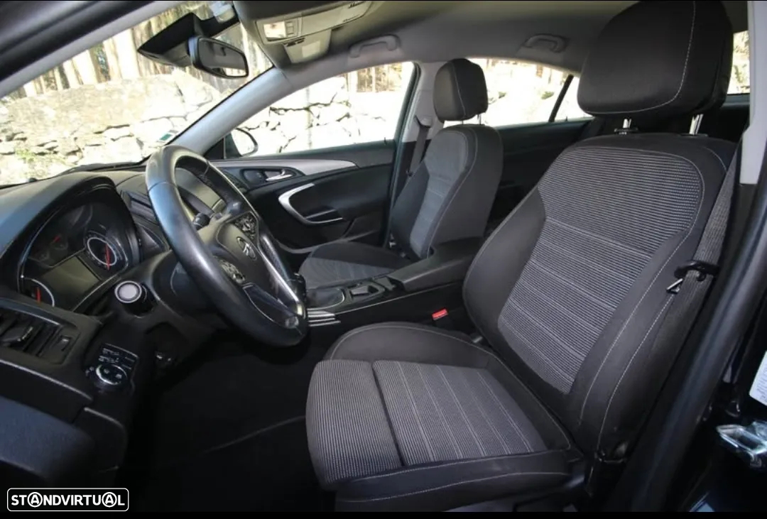Opel Insignia 2.0 CDTi Executive S/S - 10