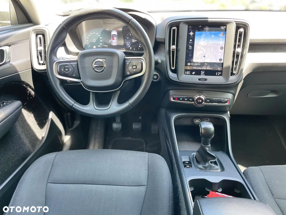 Volvo XC 40 T3 Inscription - 17