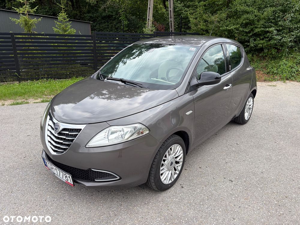 Lancia Ypsilon 1.2 8V Elefantino S&S - 5