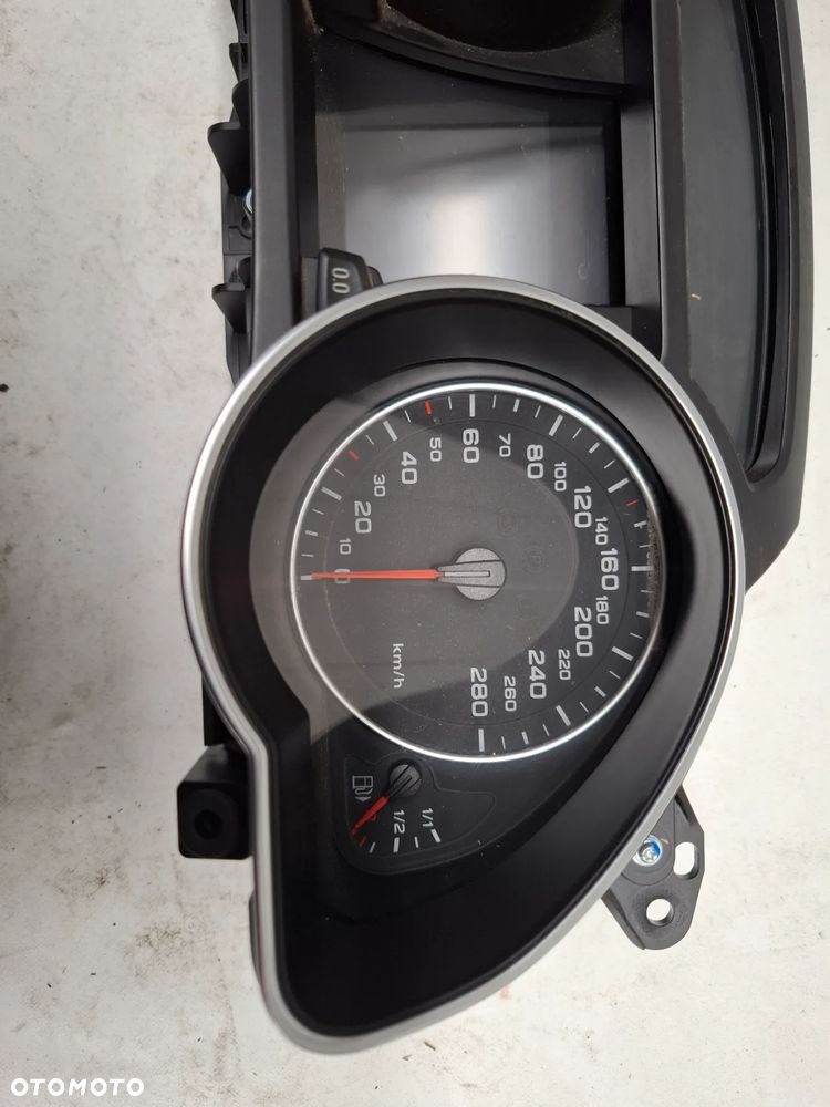 Licznik Zegar Diesel 8T0920931D Audi A5 8T - 5