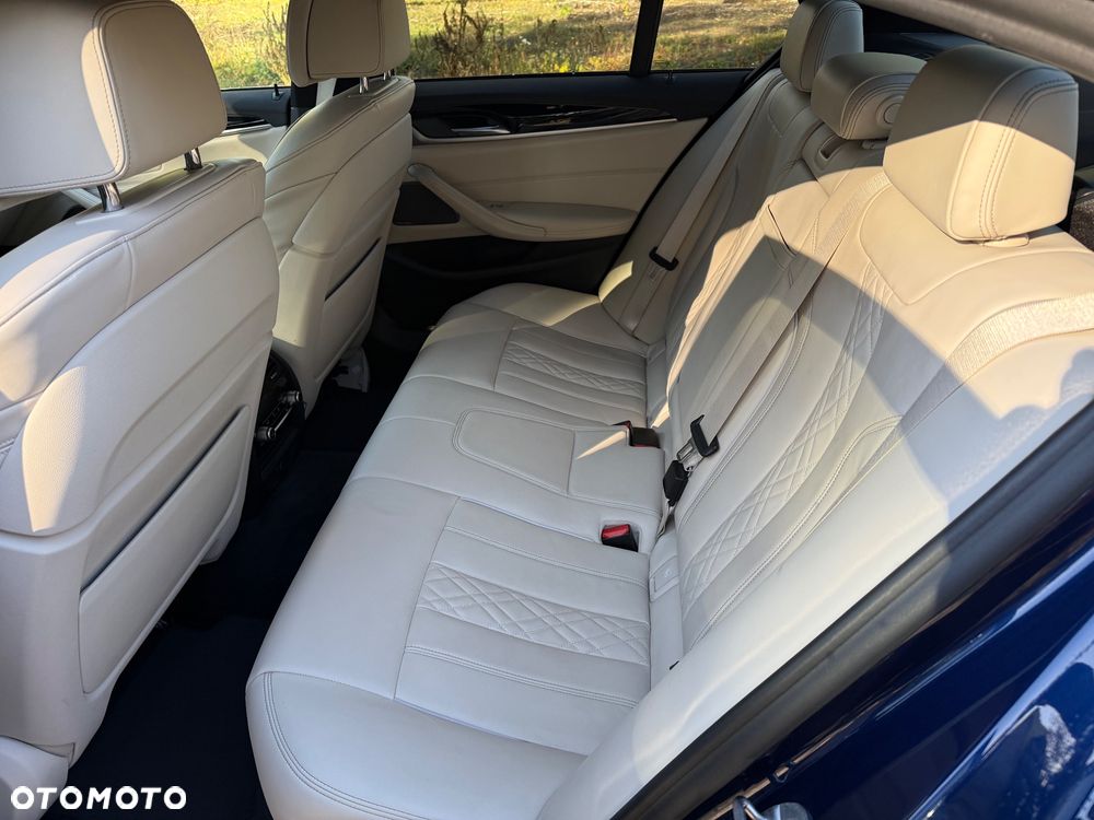 BMW Seria 5 - 12