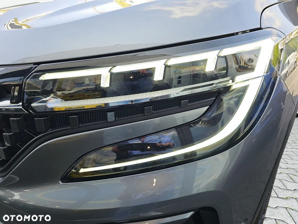 Renault Austral 1.3 TCe mHEV Iconic - 23