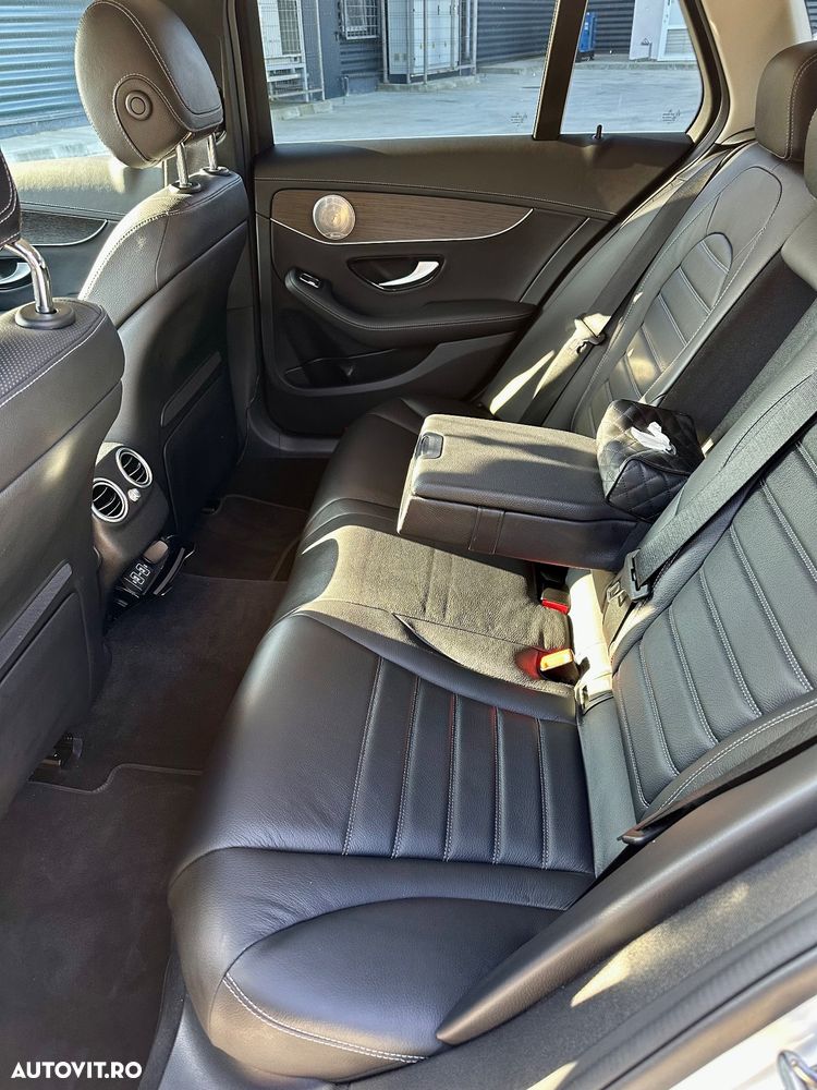 Mercedes-Benz C - 15