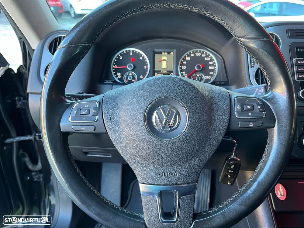 VW Tiguan 2.0 TDI Trend BlueMotion - 21