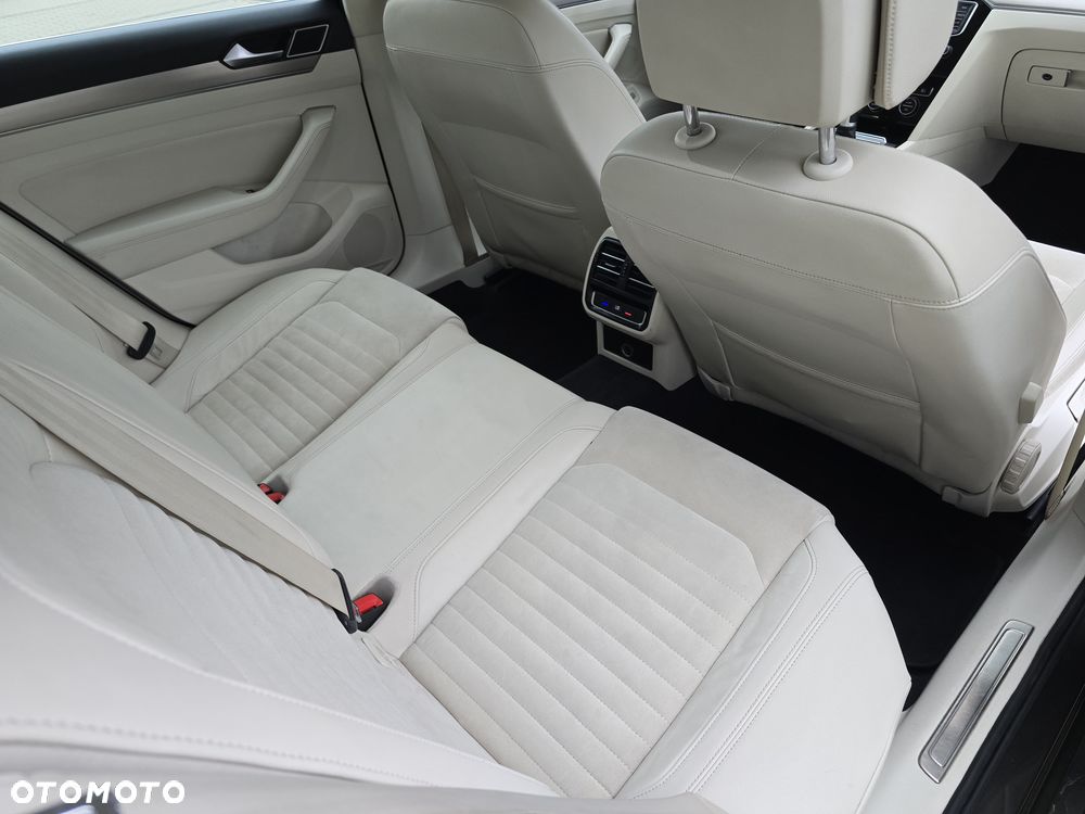 Volkswagen Passat 1.8 TSI BMT Highline DSG - 13