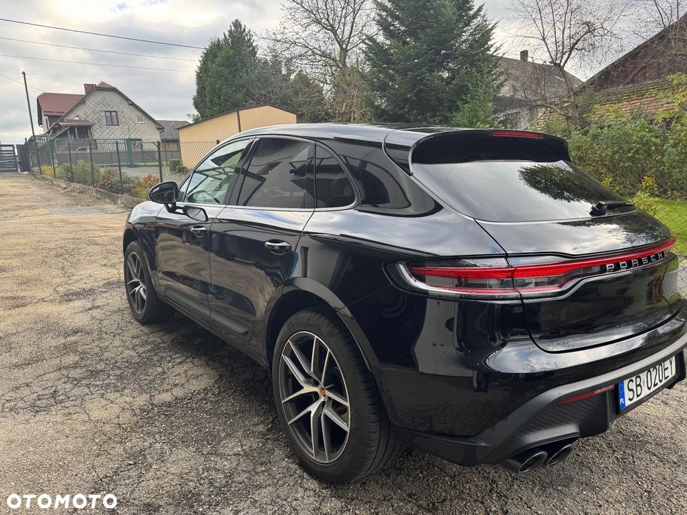 Porsche Macan Standard - 1