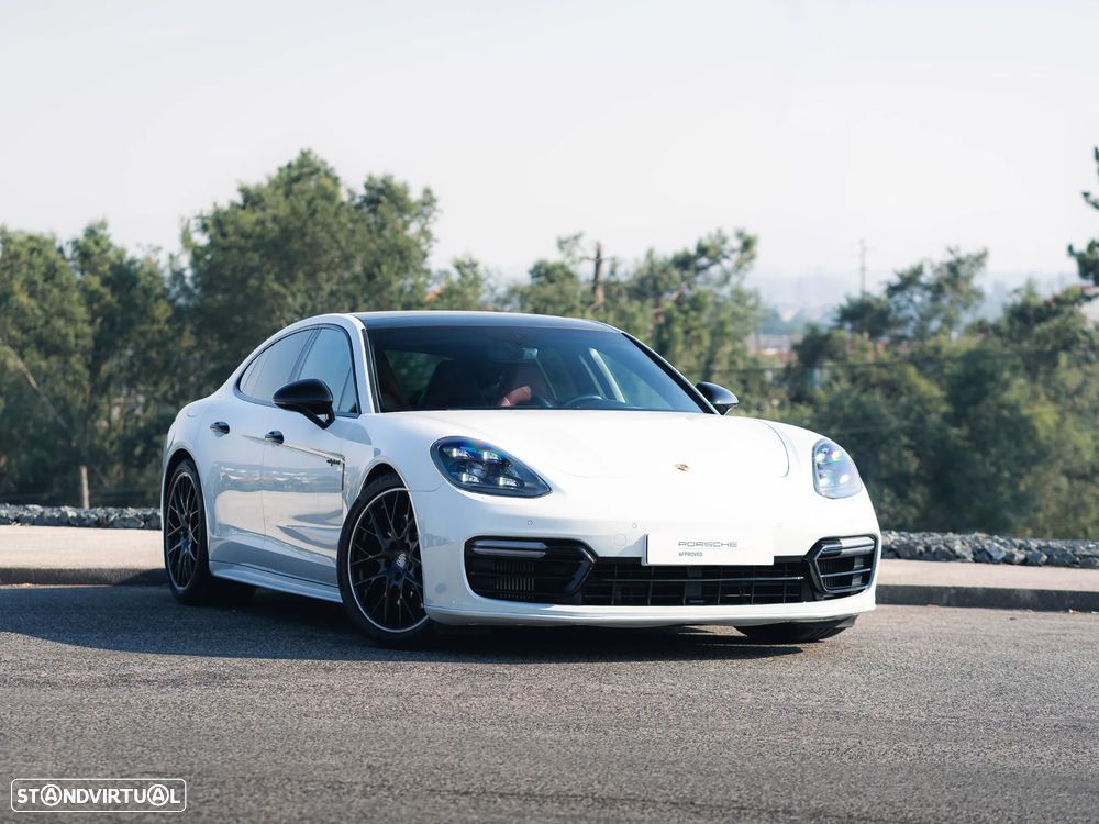 Porsche Panamera 4 E-Hybrid - 10