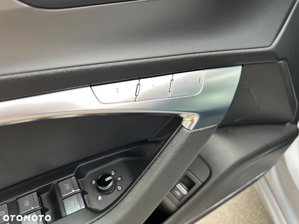 Audi A6 Avant 50 TDI mHEV Quattro Tiptronic - 12