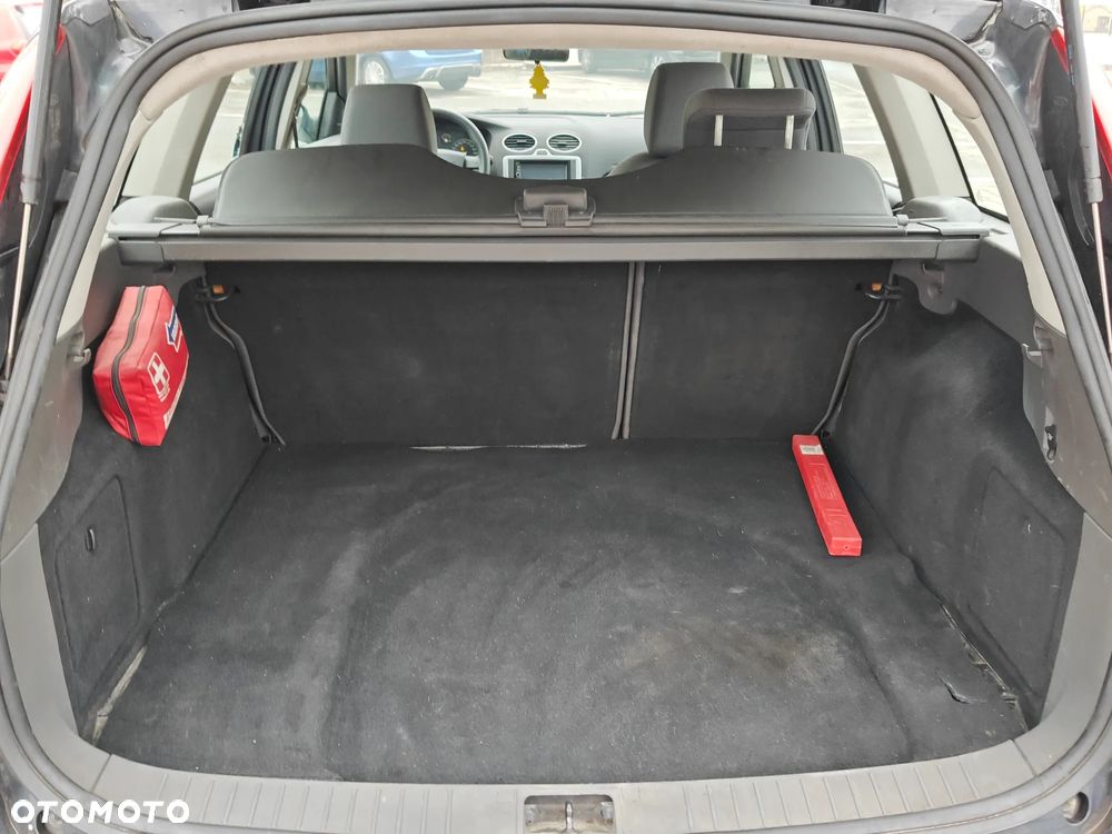 Ford Focus 1.6 Titanium - 20