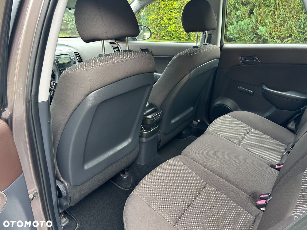 Hyundai i30 1.4 Edition Plus - 29