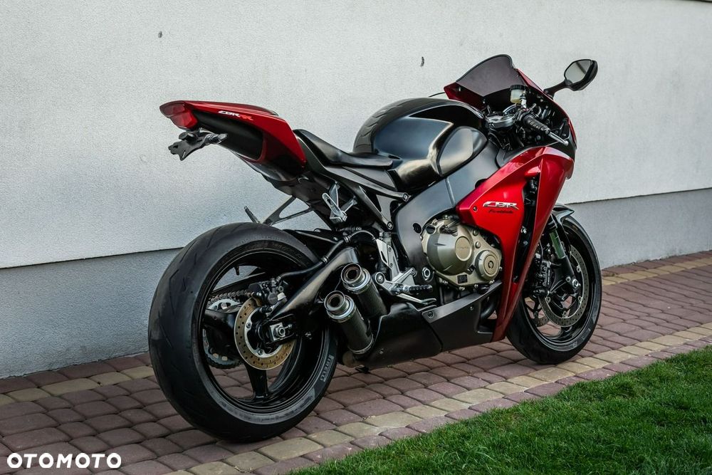 Honda CBR - 3