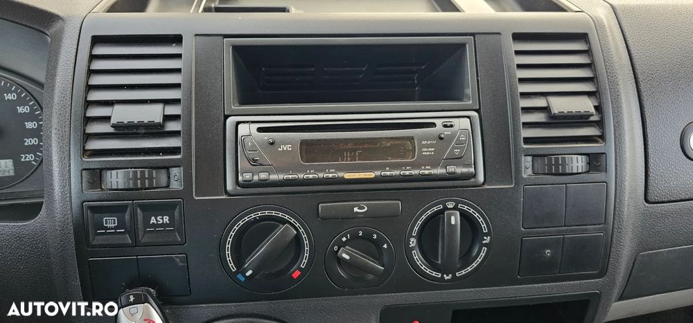 Volkswagen T5 1.9 TDi - 15