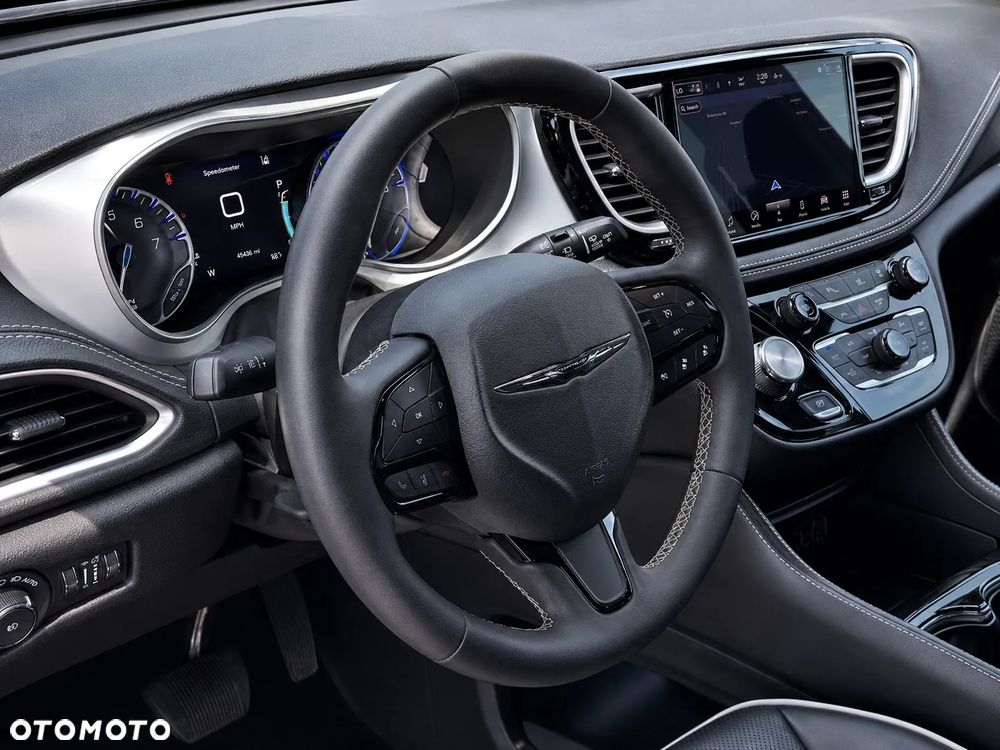 Chrysler Pacifica - 13