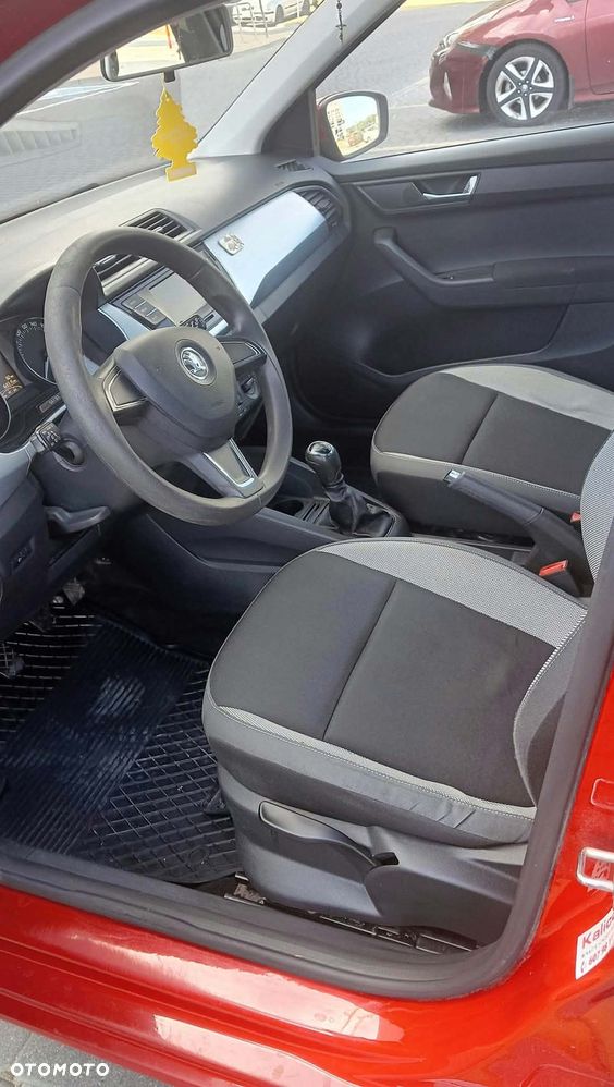 Skoda Fabia - 9