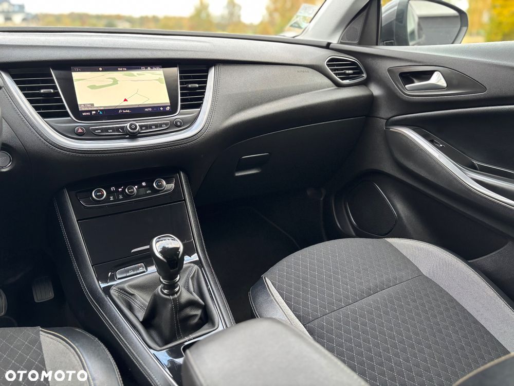 Opel Grandland X 1.6 D Start/Stop Business Edition - 10