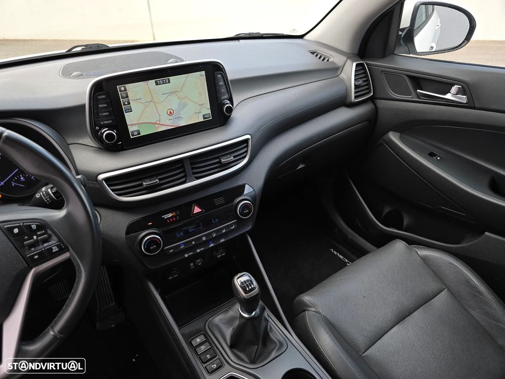 Hyundai Tucson 1.6 CRDi Premium+Pack Pele - 16