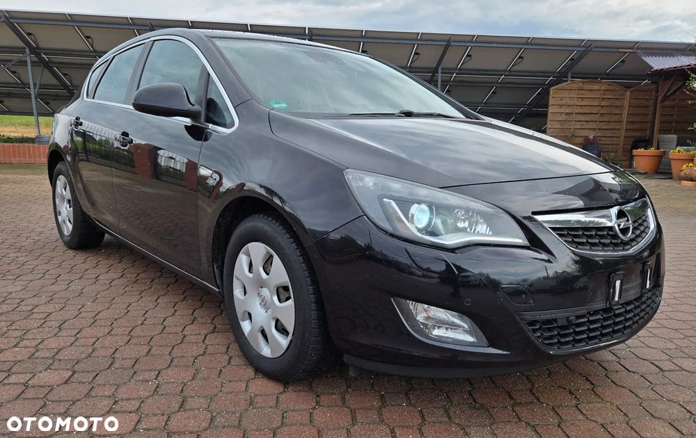 Opel Astra 2.0 CDTI DPF Design Edition - 3