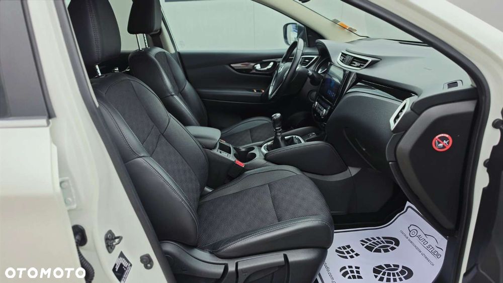 Nissan Qashqai 1.5 dCi Tekna EU6 - 6